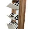 UN156_3